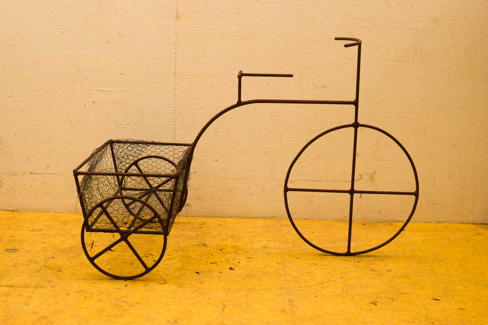 Metalen Driewieler fiets als bloempot  50671