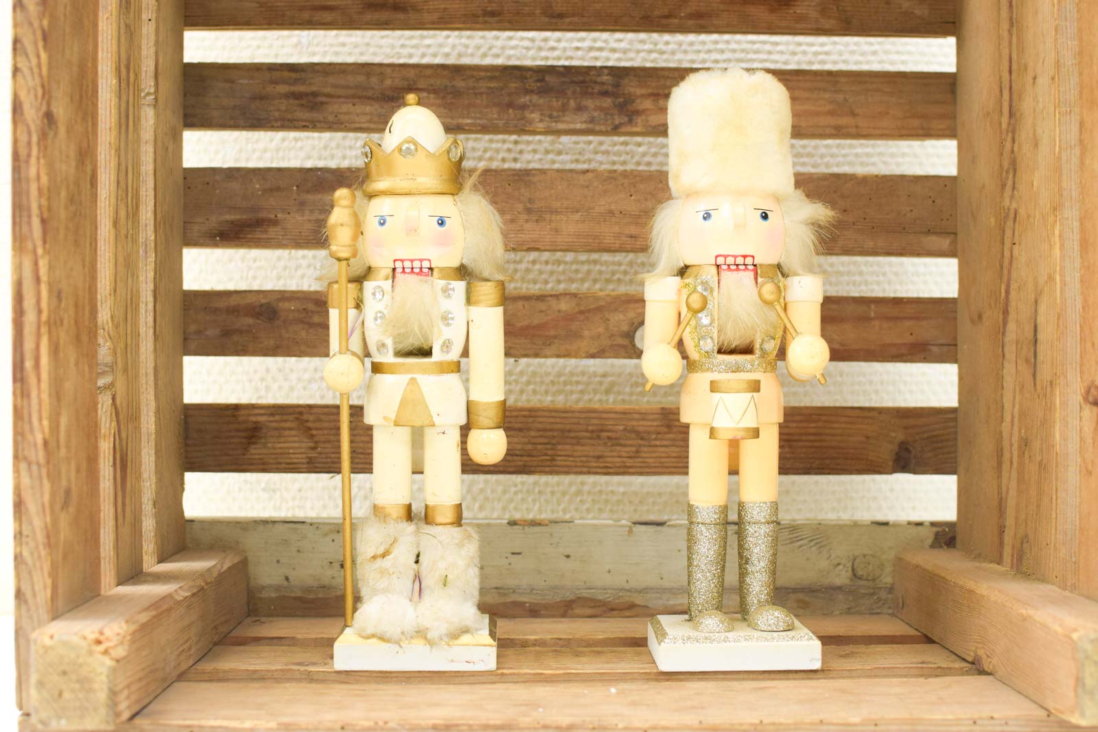 2 stuks notenkrakers 50672