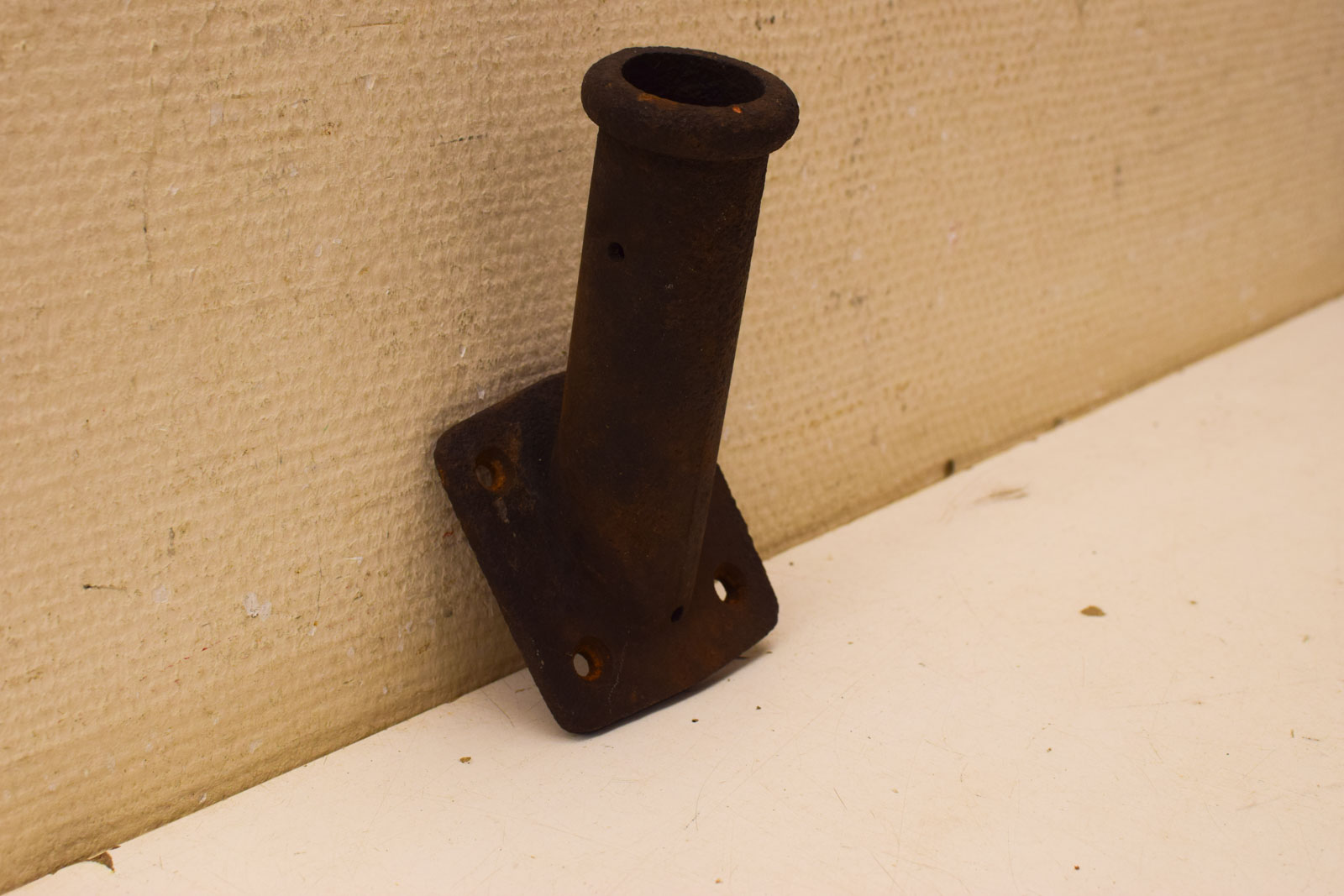 Alternative view of Vlaggenstokhouder  50679