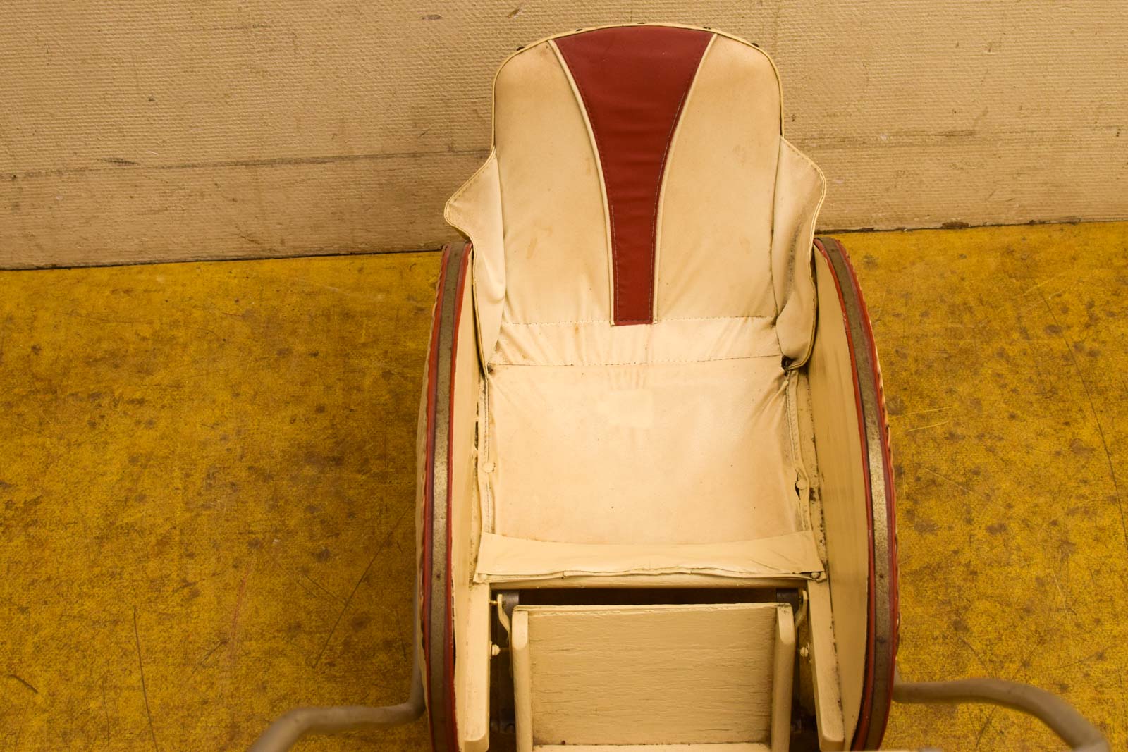 Alternative view of Poppenwagen  50697