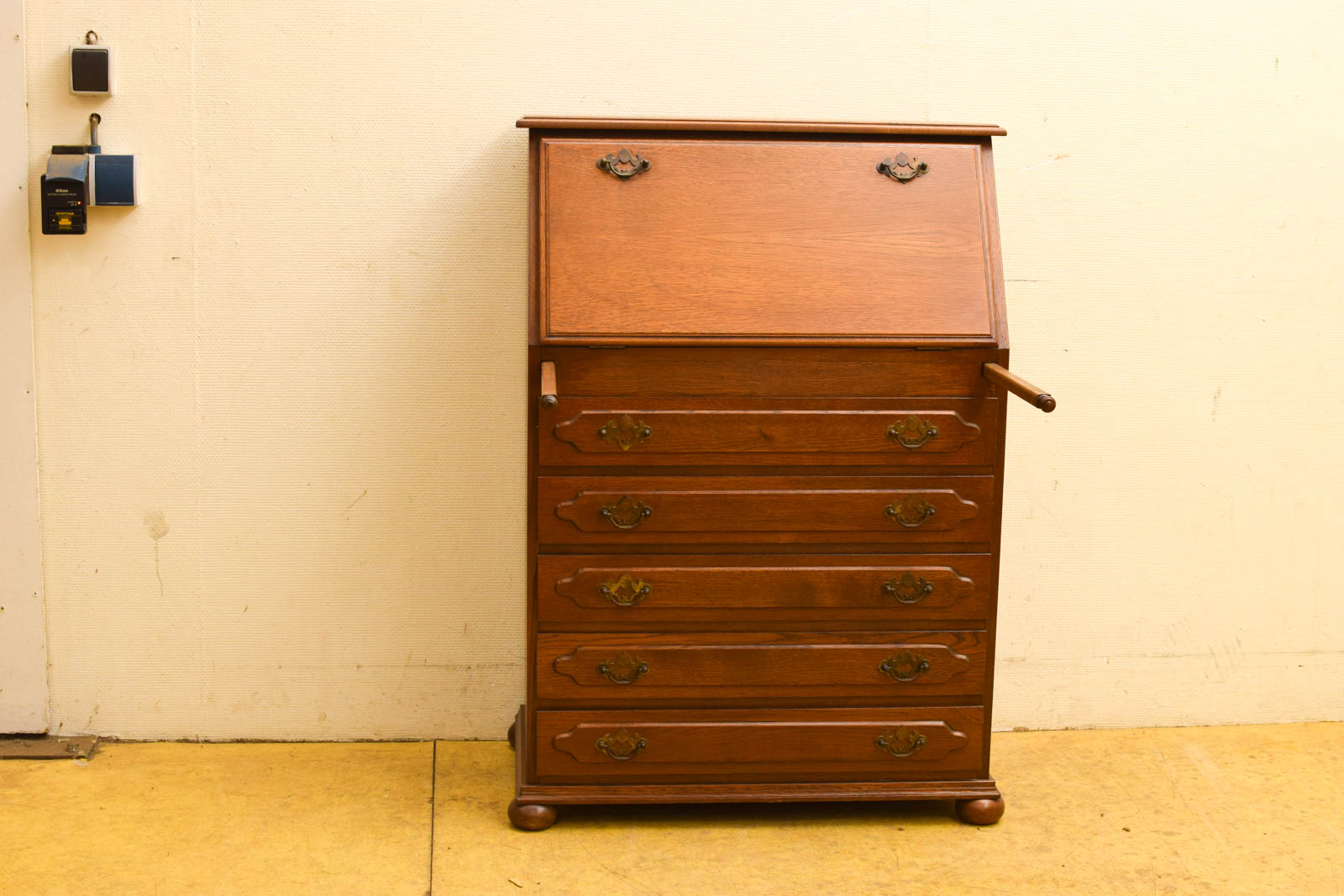 Alternative view of Secretaire Bureautje 50727