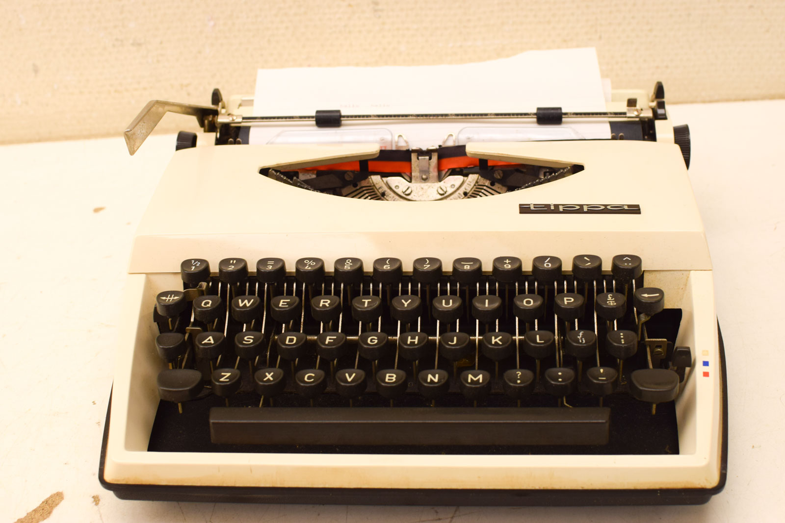 Alternative view of Tippa Typemachine  50737