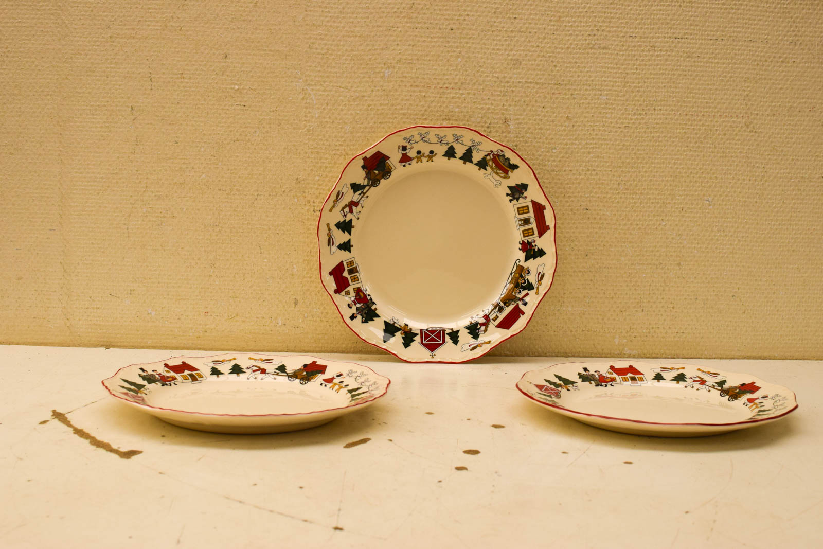 3 stuks Mason's Christmas Village porseleinen platte borden 50775