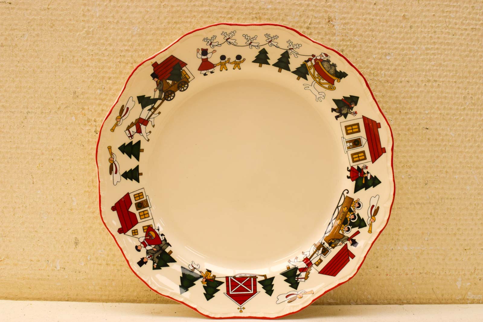 Alternative view of 3 stuks Mason's Christmas Village porseleinen platte borden  50775