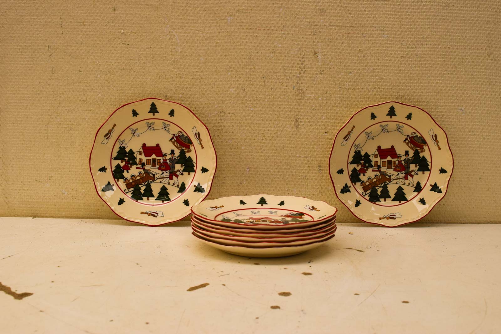 8 stuks Mason's Christmas Village porseleinen borden 50780