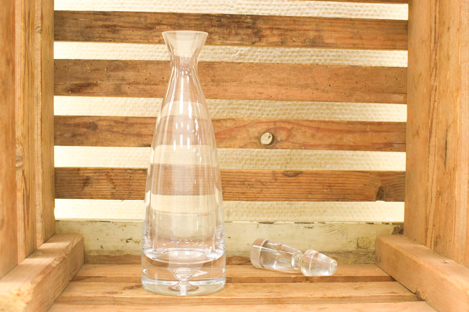 Alternative view of Glazen karaf  50787