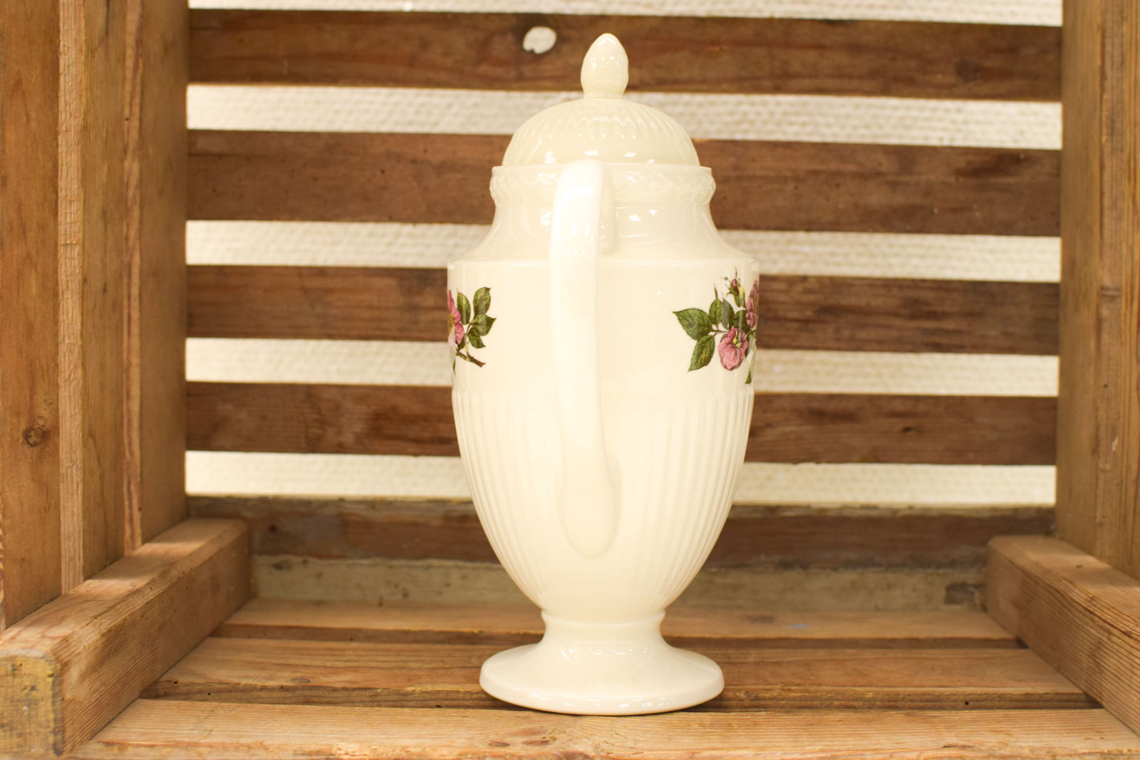 Alternative view of Wedgwood Porseleinen theepot  50794