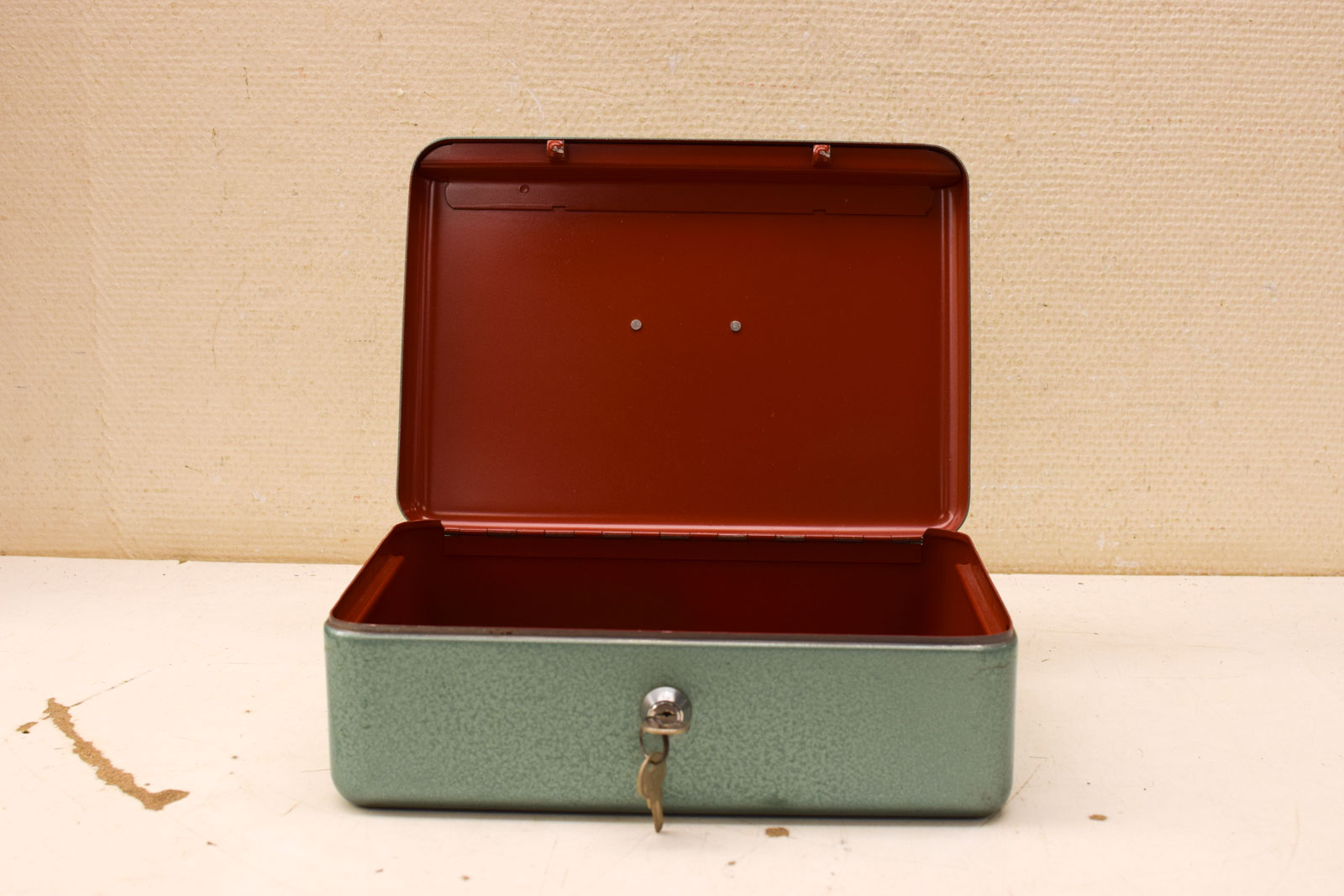 Alternative view of Metalen Geldkistje  50815