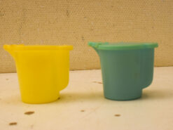 2 stuks Tupperware schenkkannetje 50835