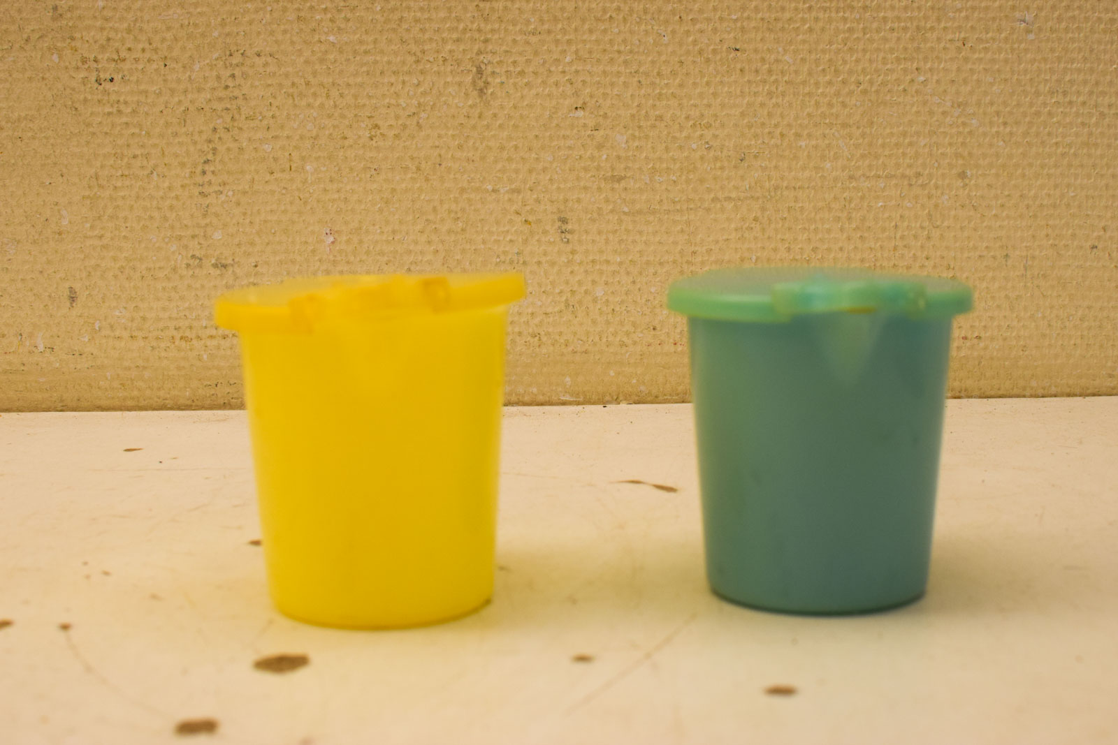 Alternative view of 2 stuks Tupperware schenkkannetje 50835