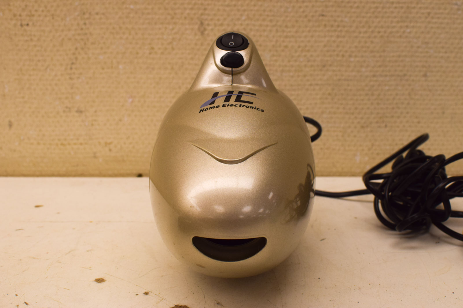 Alternative view of Compact  vacuum cleaner  wonderboy 700  50841