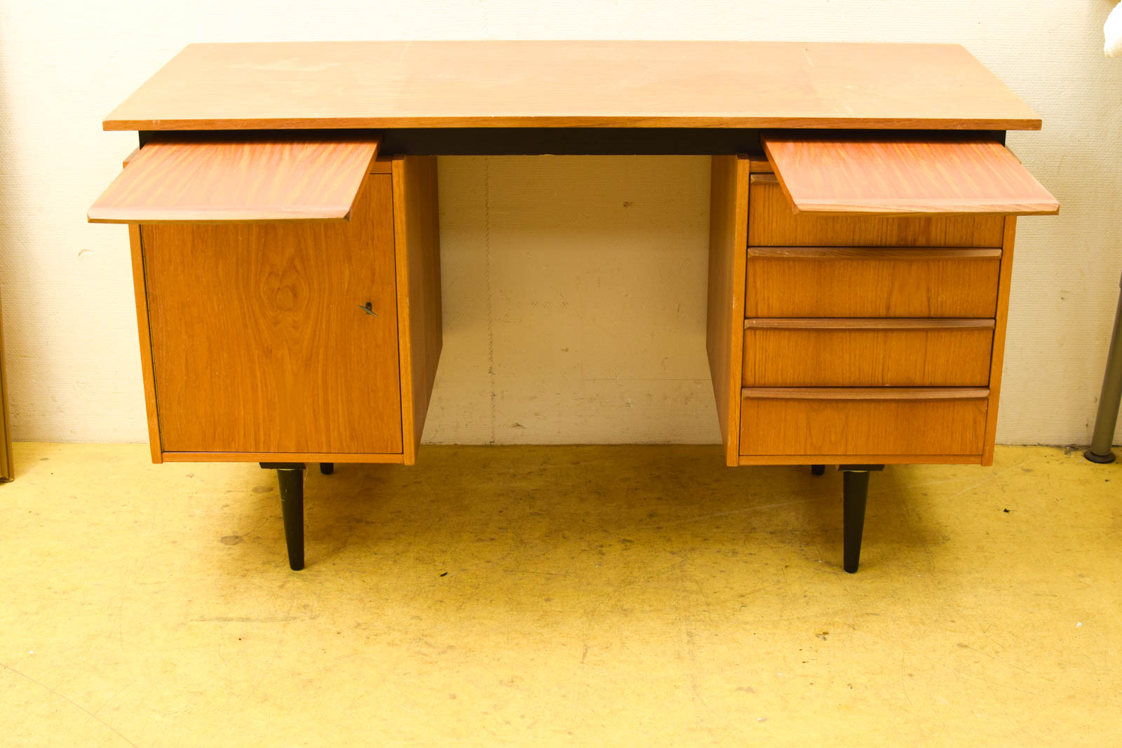 Alternative view of Vintage Bureau 50854