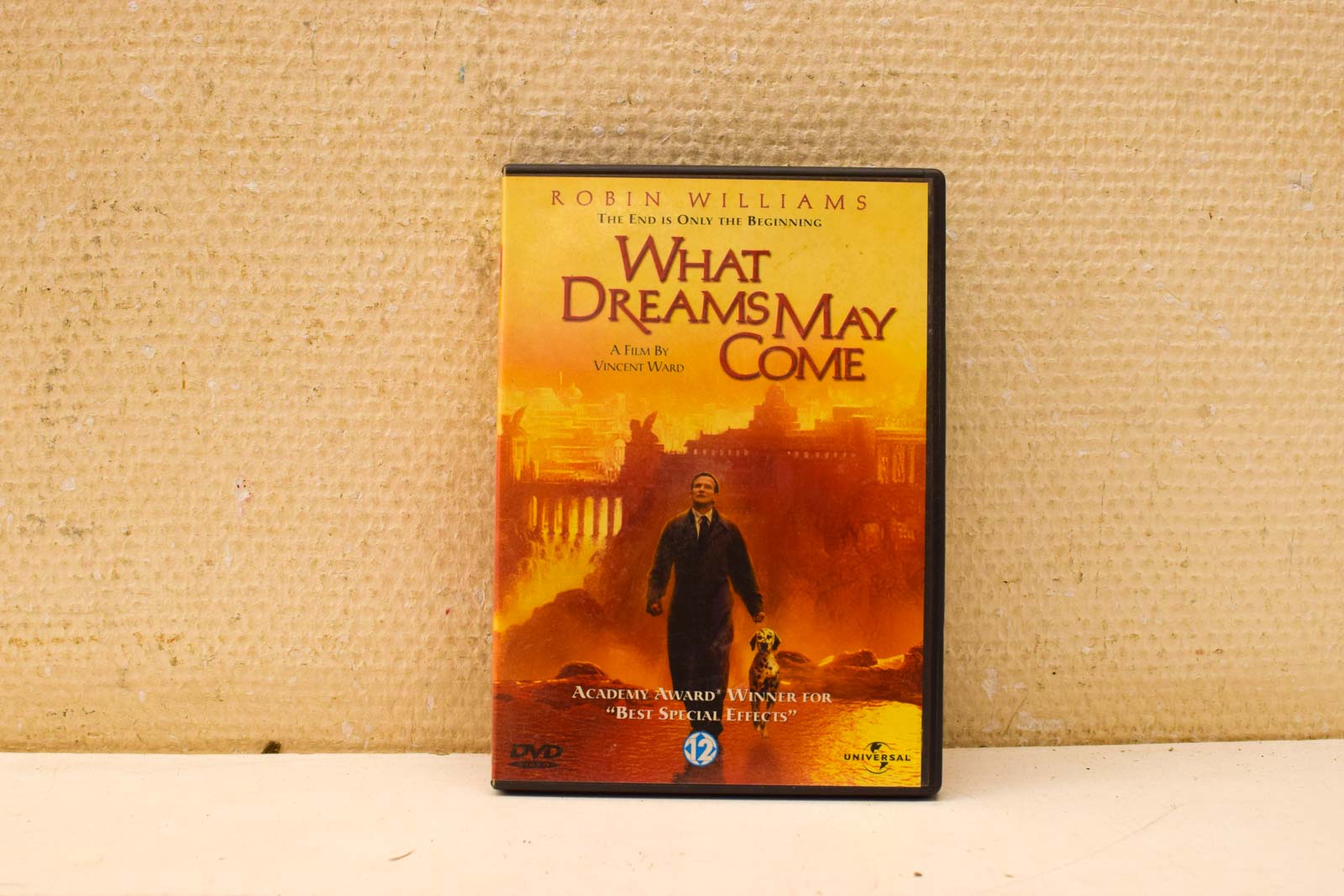 1 DVD box What Dreams May Com 50882