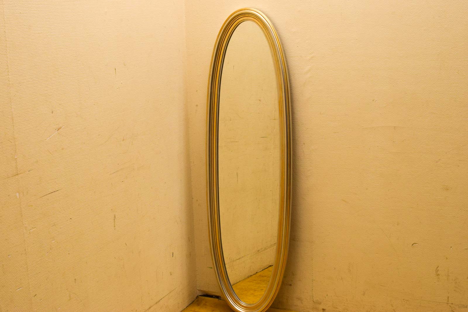Ovale Wandspiegel 50892