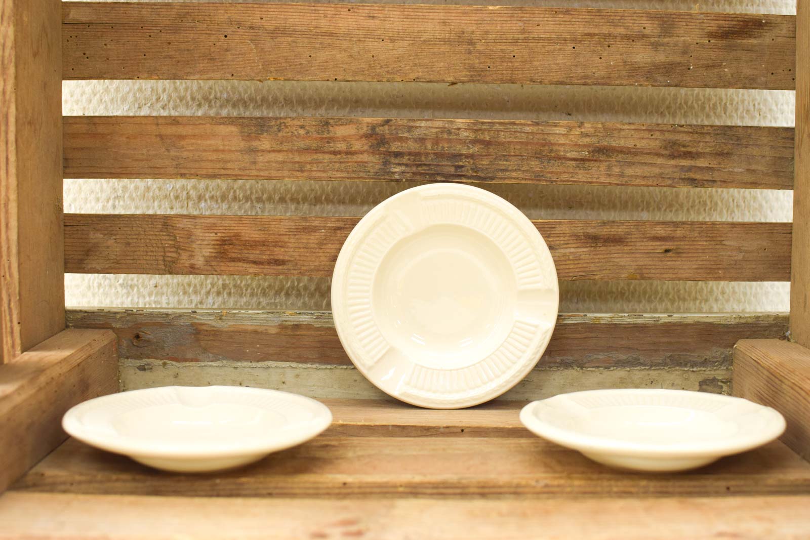 3 stuks Wedgwood porseleinen asbakken 50901