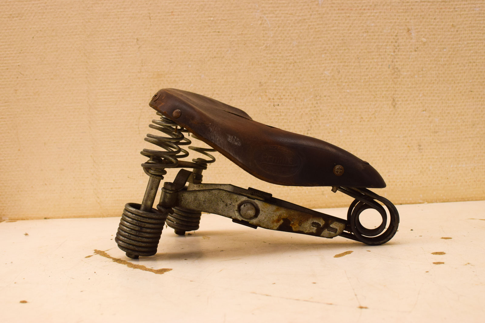 Vintage Primus Fietszadel 50939