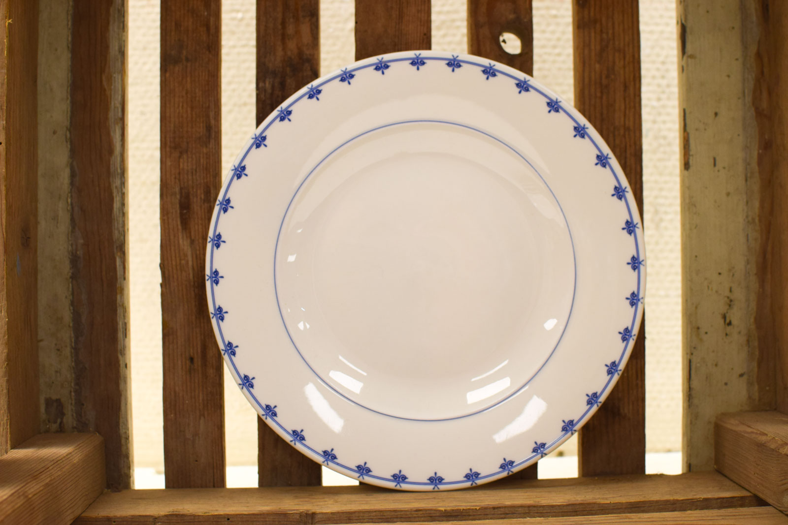 Alternative view of 5 stuks Expat porseleinen platte borden 50989