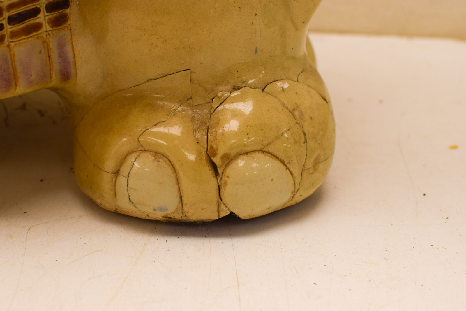 Alternative view of Porseleinen Plantentafel in de vorm van een Olifant 51006