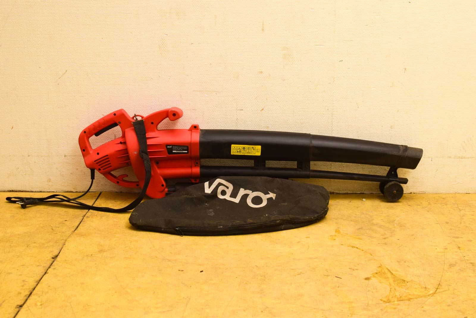 Varo elektrische Bladzuiger/bladblazer 51009