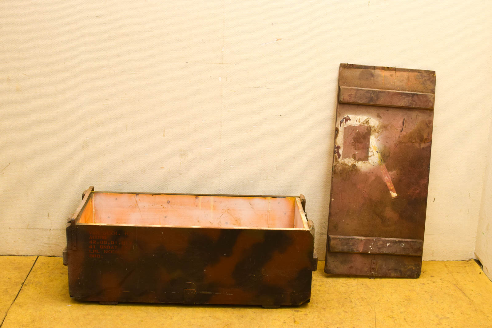 Alternative view of Houten kist 51012