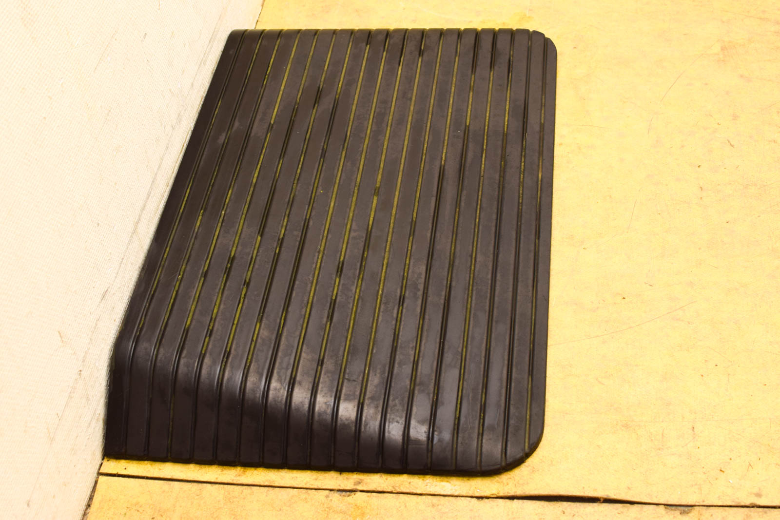 Alternative view of Rubberen Drempelhulp 51015