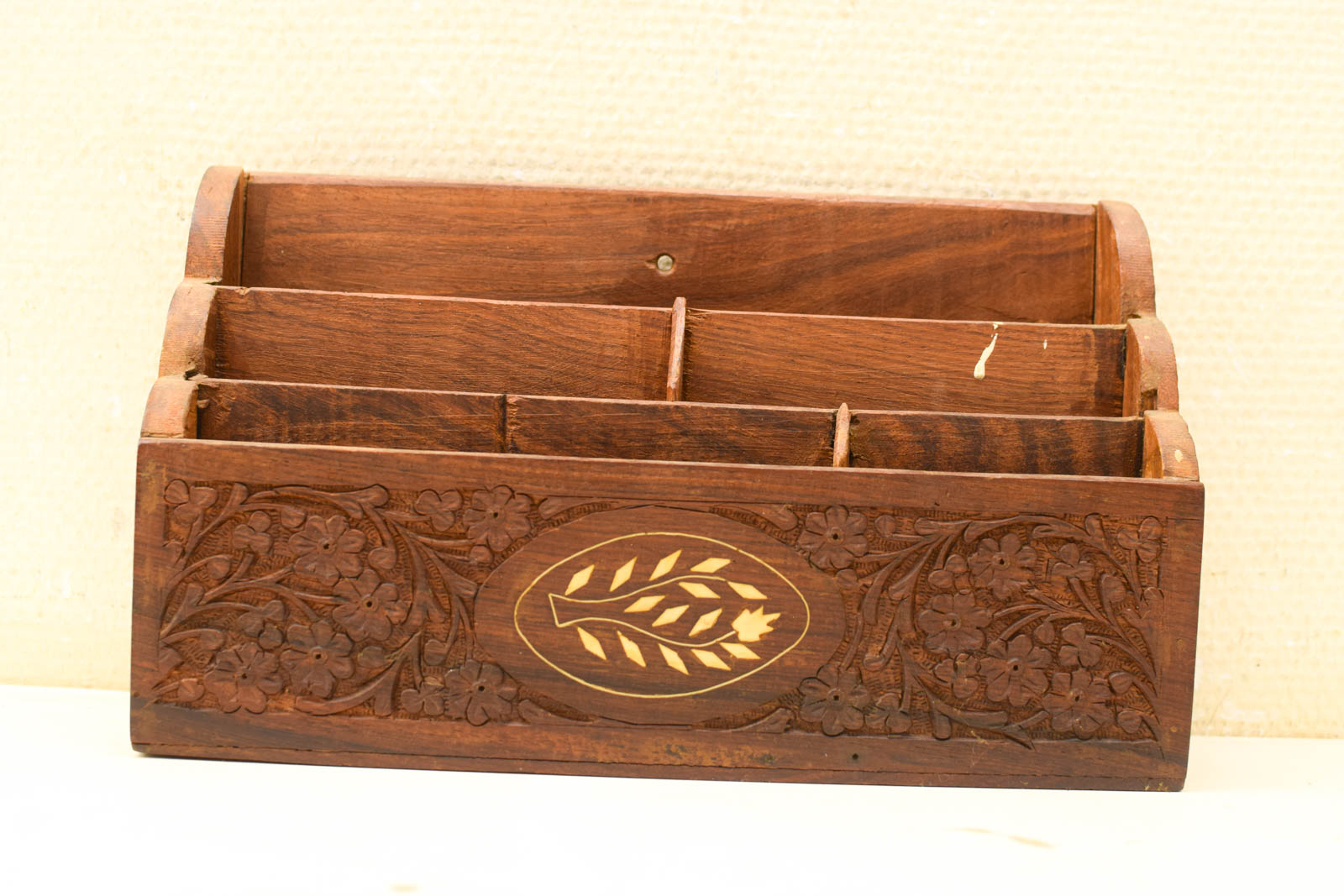 Houten brievenbakje voor aan de muur 51017