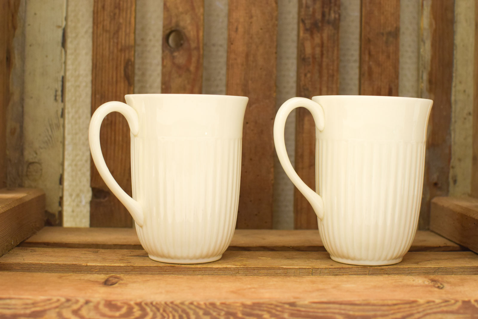 Alternative view of 2 stuks Wdgwood porseleinen bekers 51042