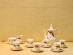 Alternative view of 17 delig Royal Albert Porseleinen theeservies 51050