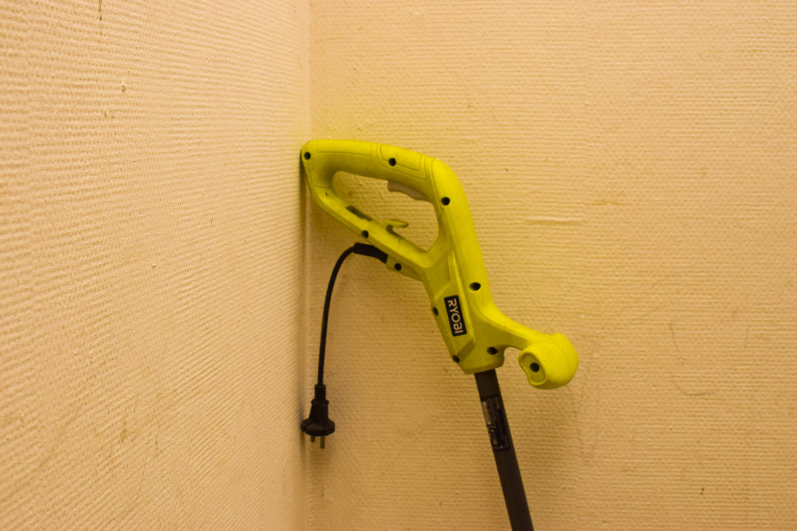 Alternative view of Ryobi Grastrimmer 51055