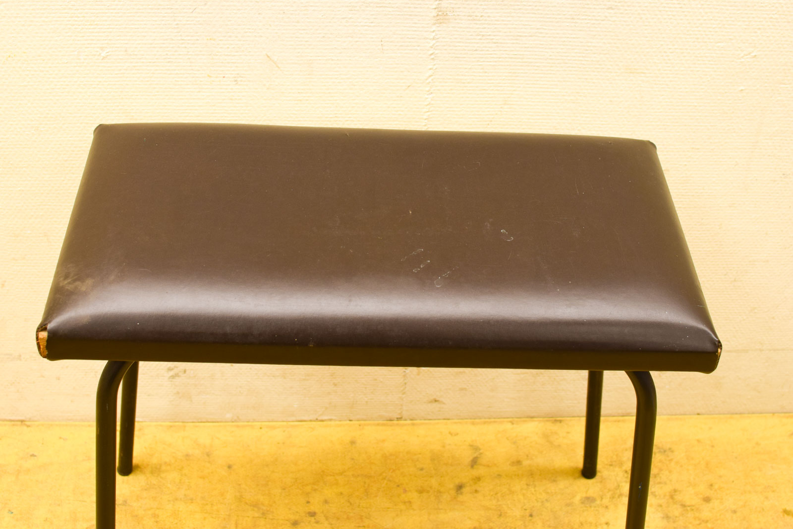 Alternative view of Piano kruk 51123