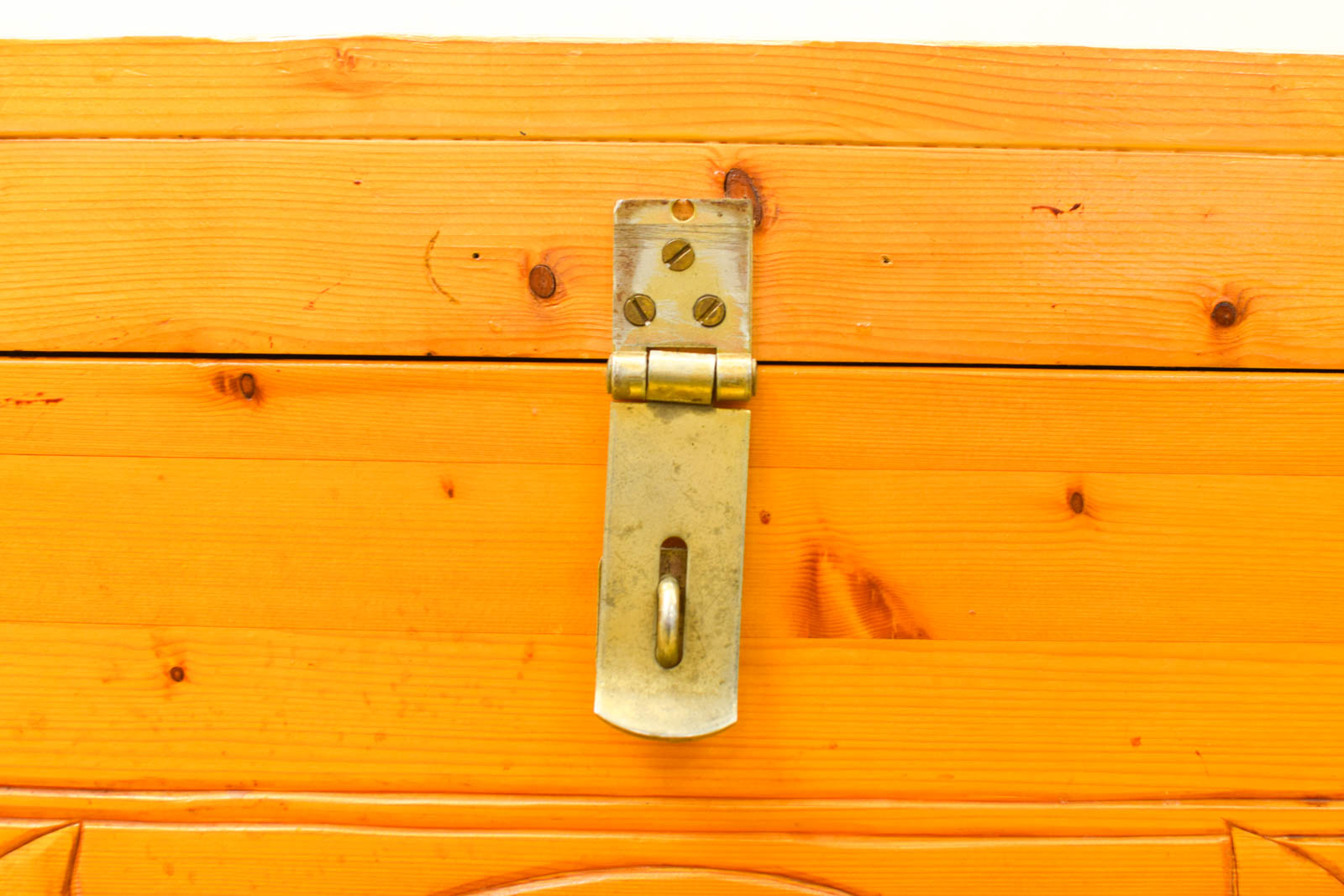 Alternative view of Dekenkist 51125