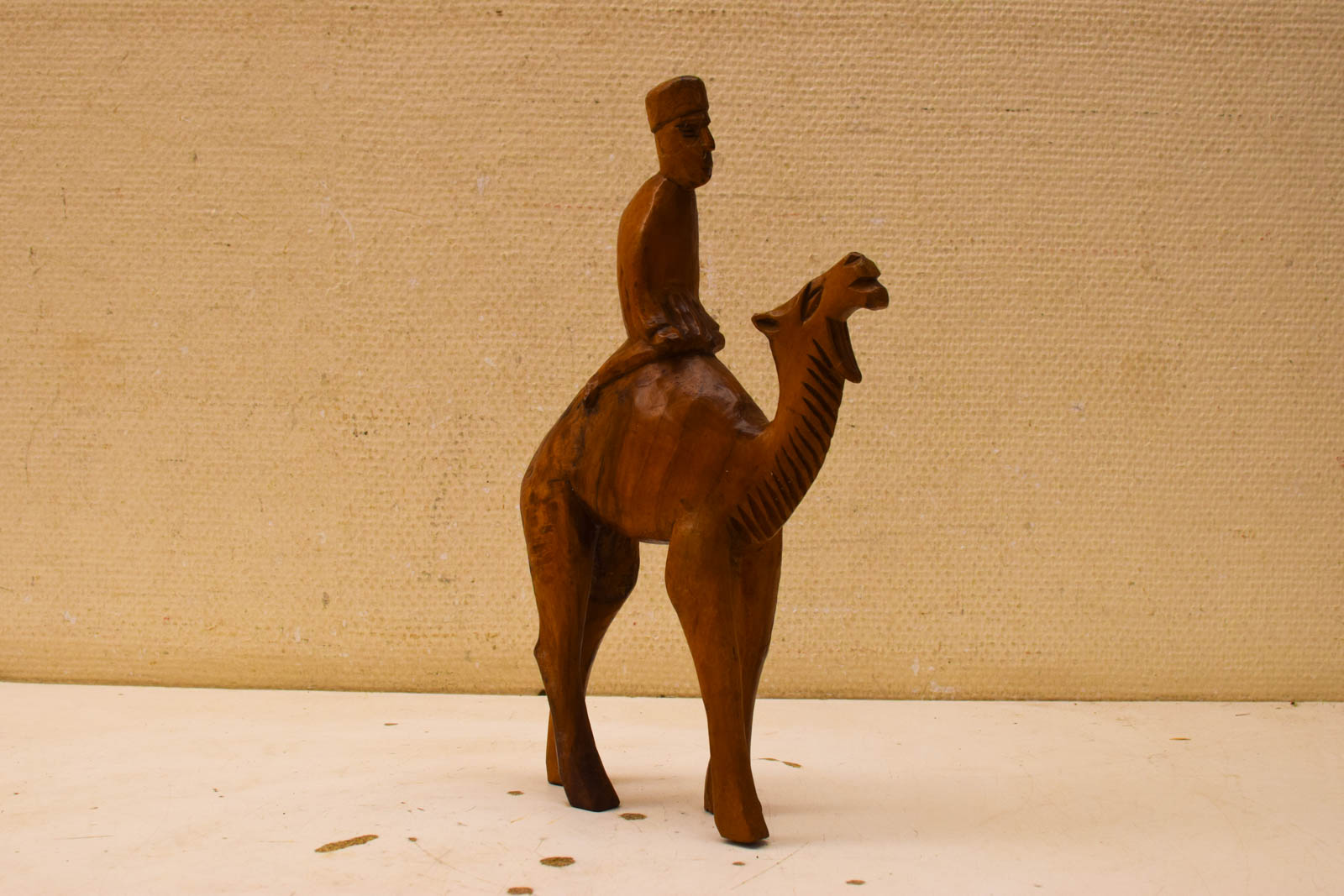 Houten  beeld van een kameel 51130