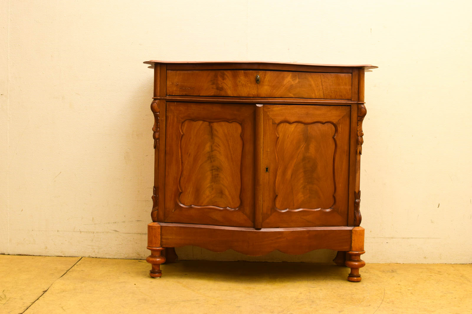 Biedermeier kastje 51177