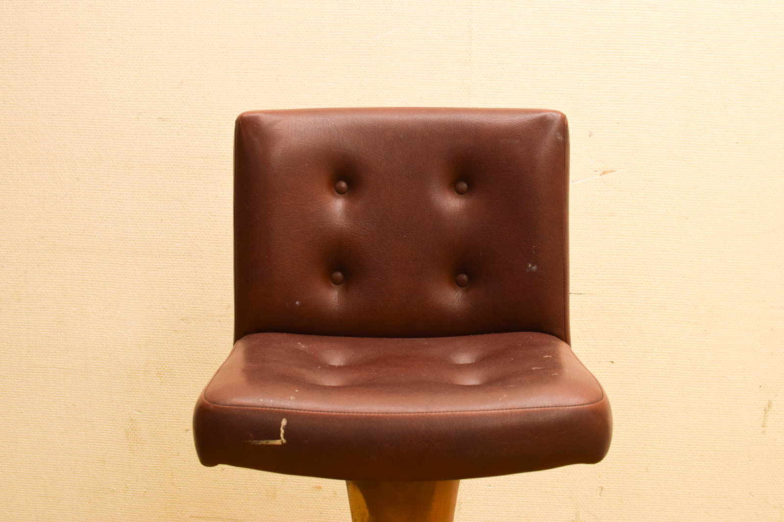 Alternative view of Barkruk 51182