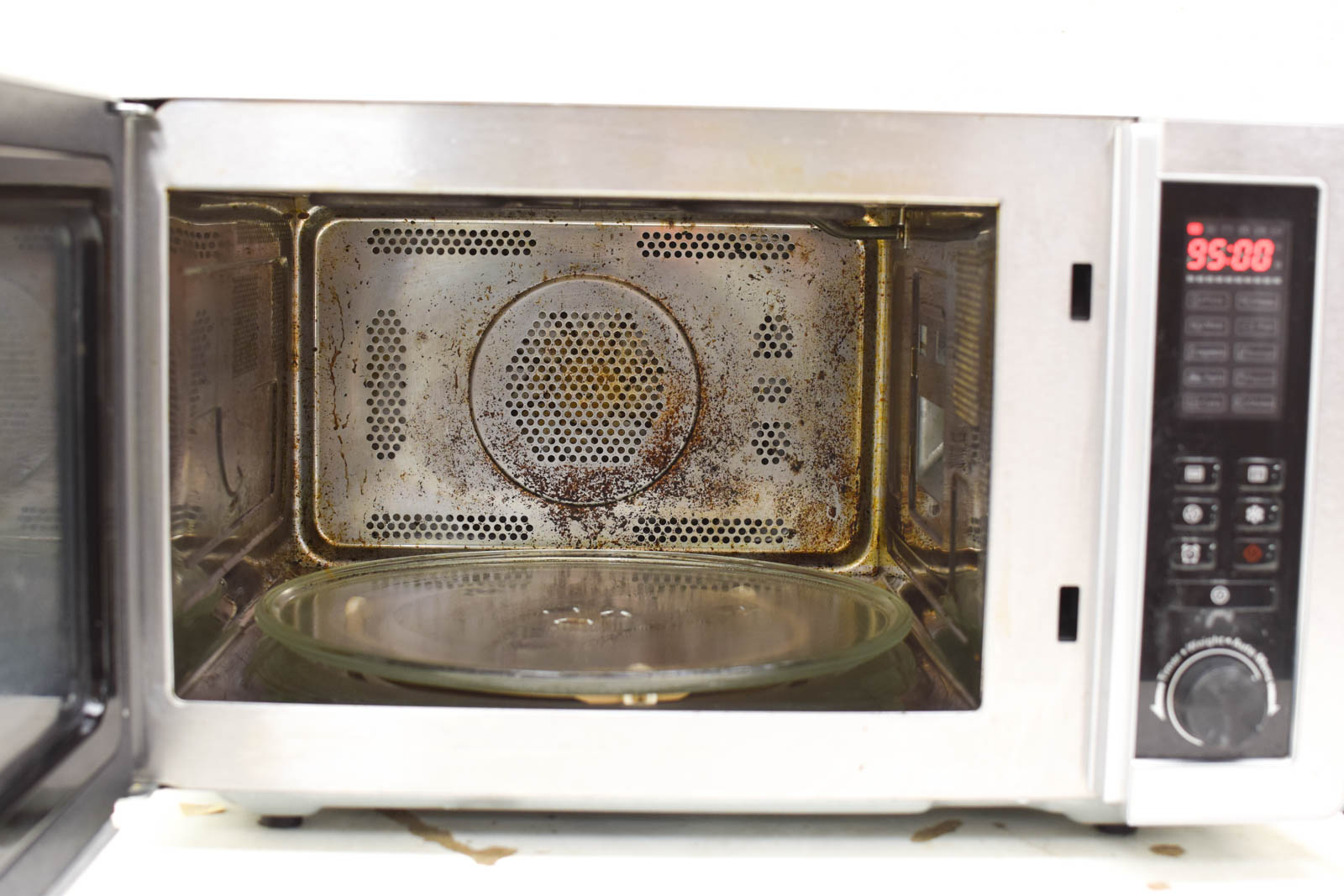 Alternative view of Prima Donna Magnetron 51188