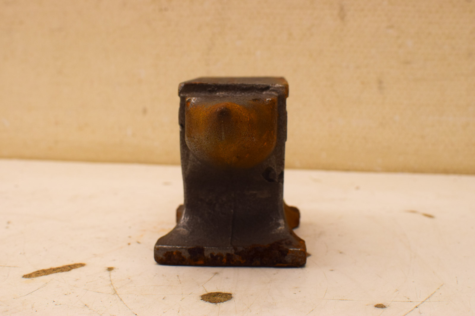 Alternative view of Dunlap Gietijzeren Aambeeld 51206