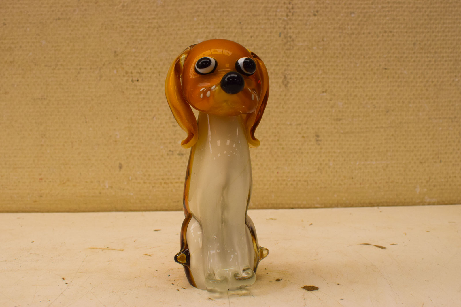 Glazen beeld van een Beagle 51211