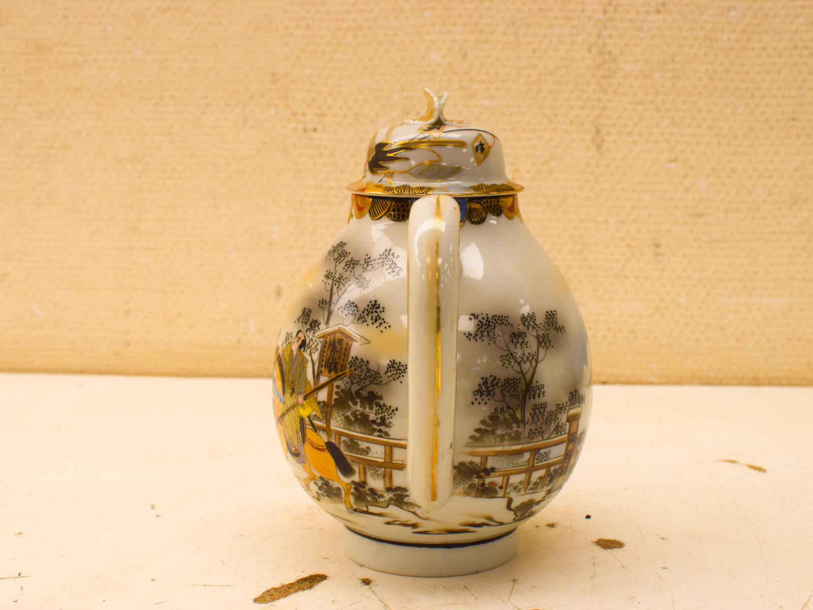 Alternative view of Porseleinen theepot  51284