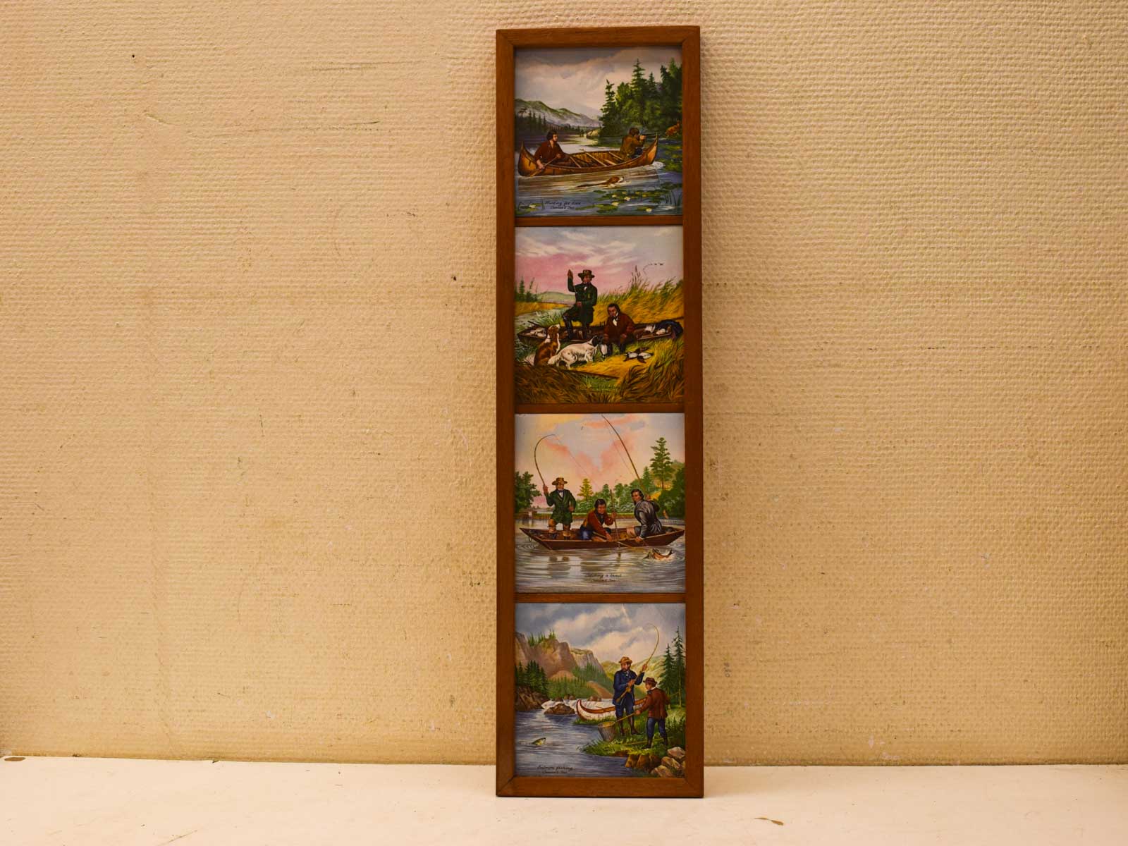 4 tegeltjes ingelijst in een houten lijstje   51323