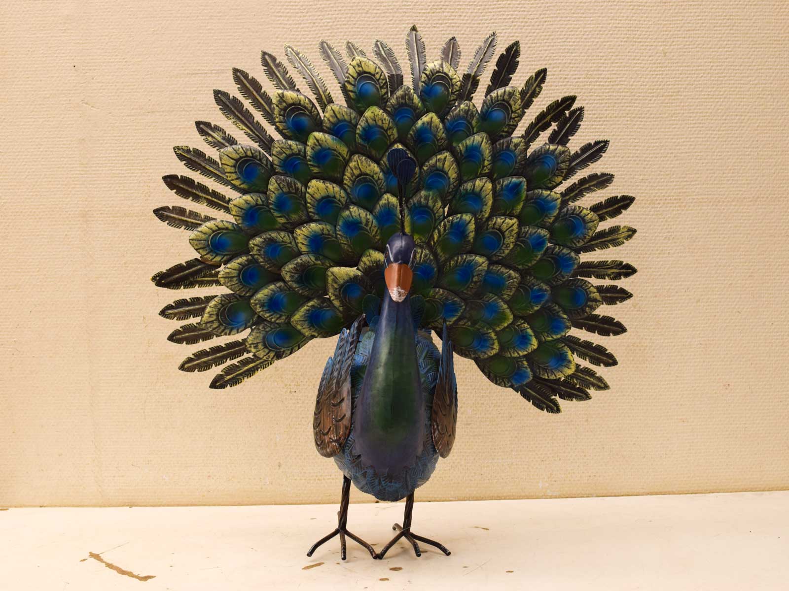 Metalen beeld van een pauw 51356