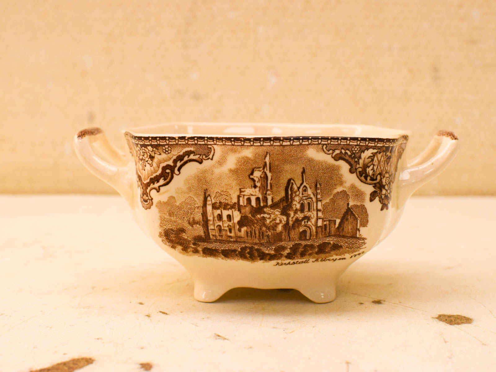 Porseleinen schaaltje 51359