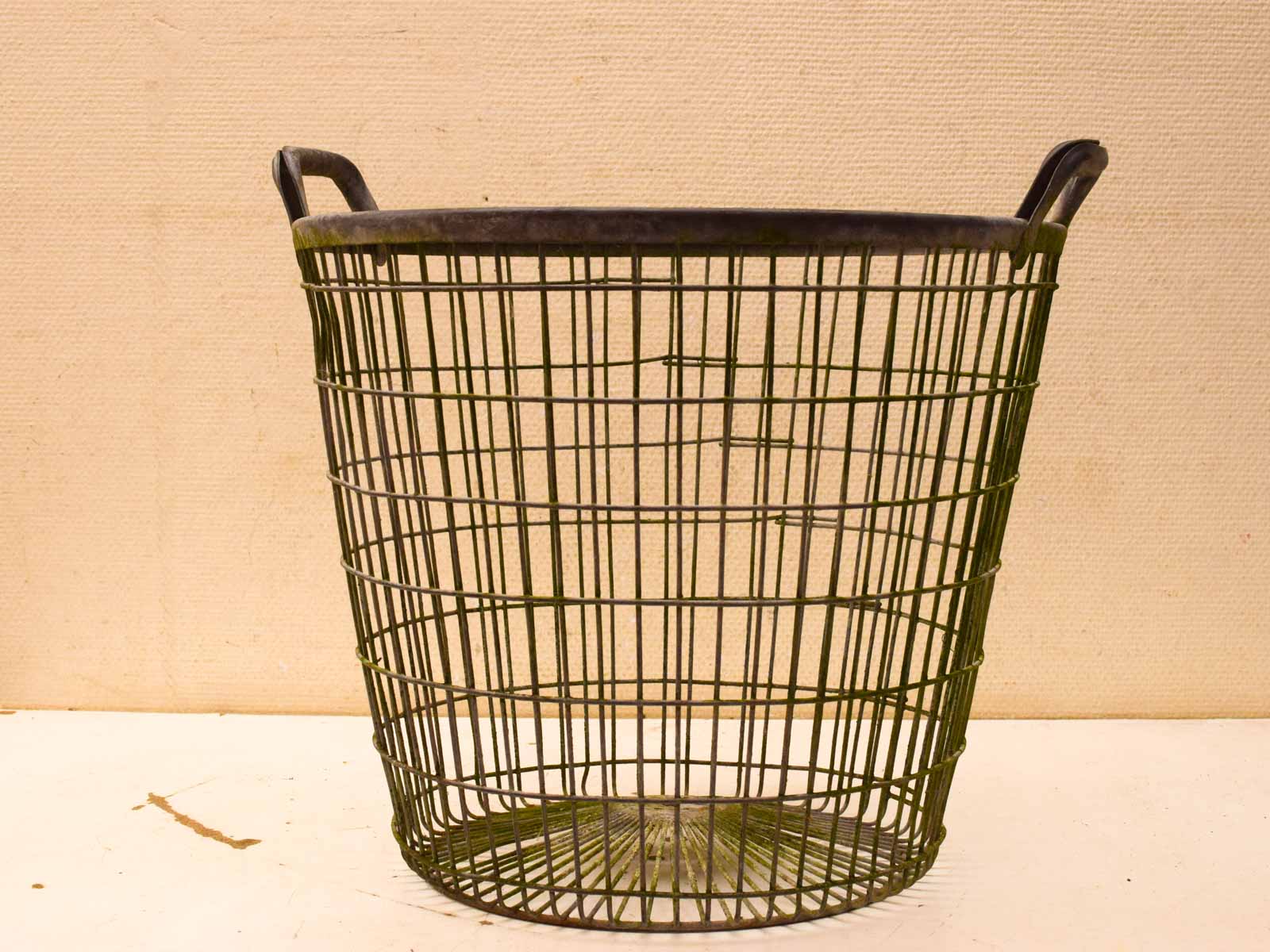 Vintage metalen aardappelmand 51363