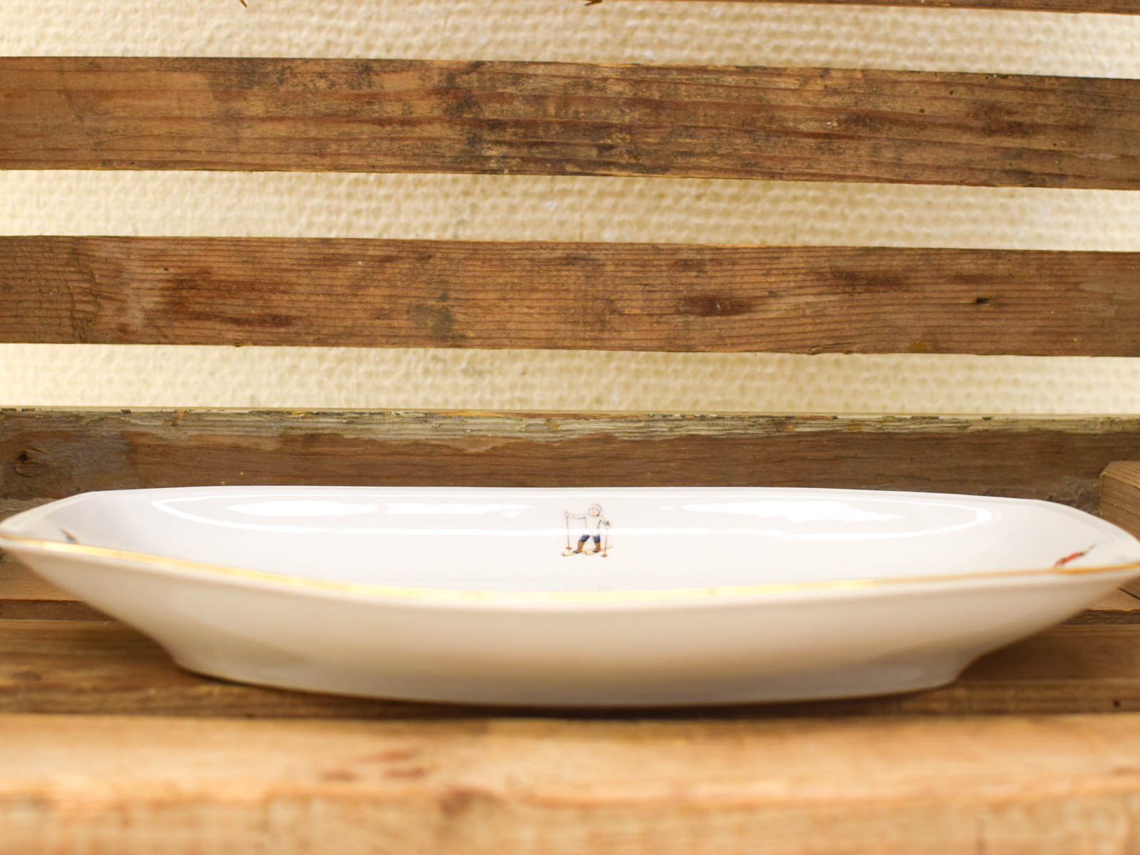 Jager porseleinen schaal 51371