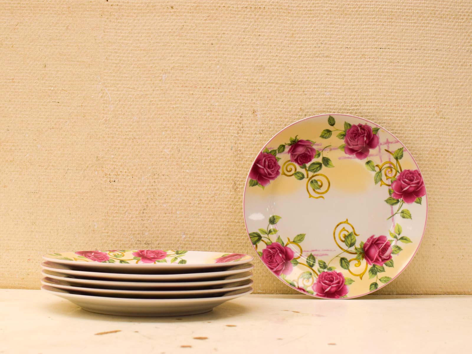 6 stuks porseleinen borden  51392