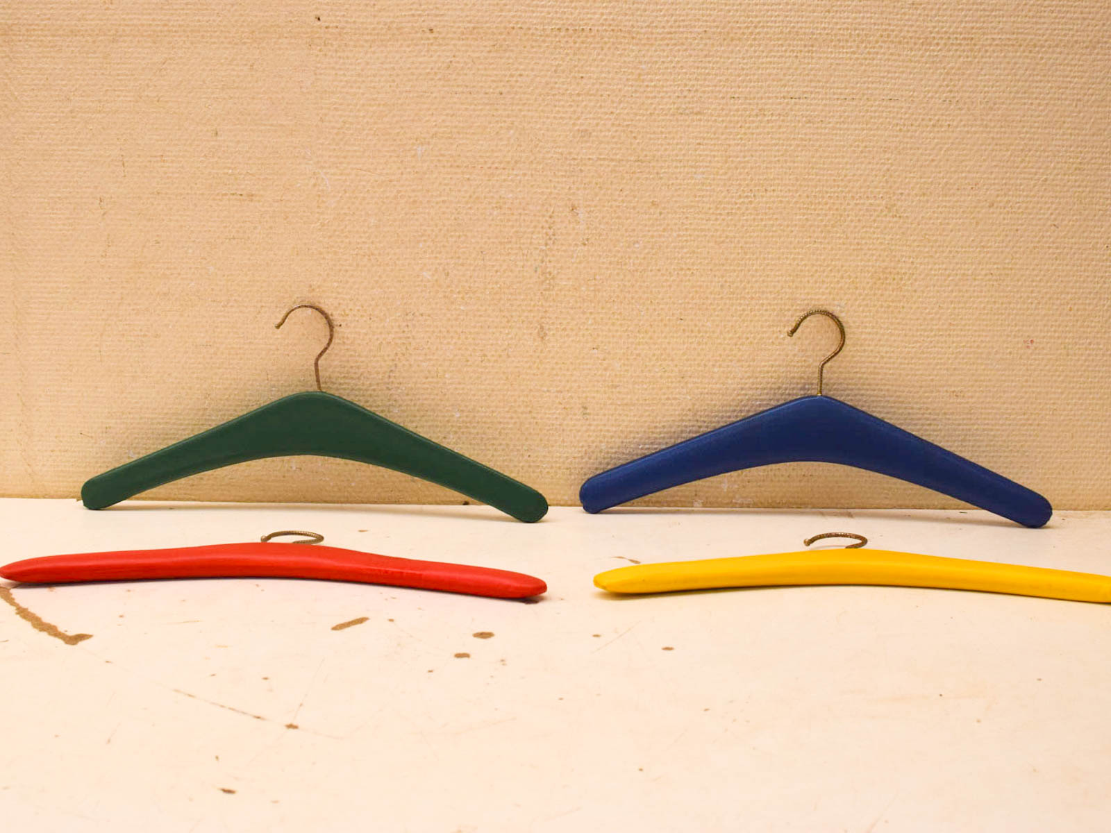 4 stuks Vintage Kledinghangers 51876