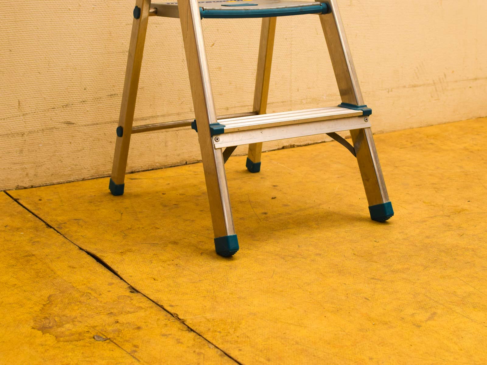 Alternative view of Huishoudtrap 51416