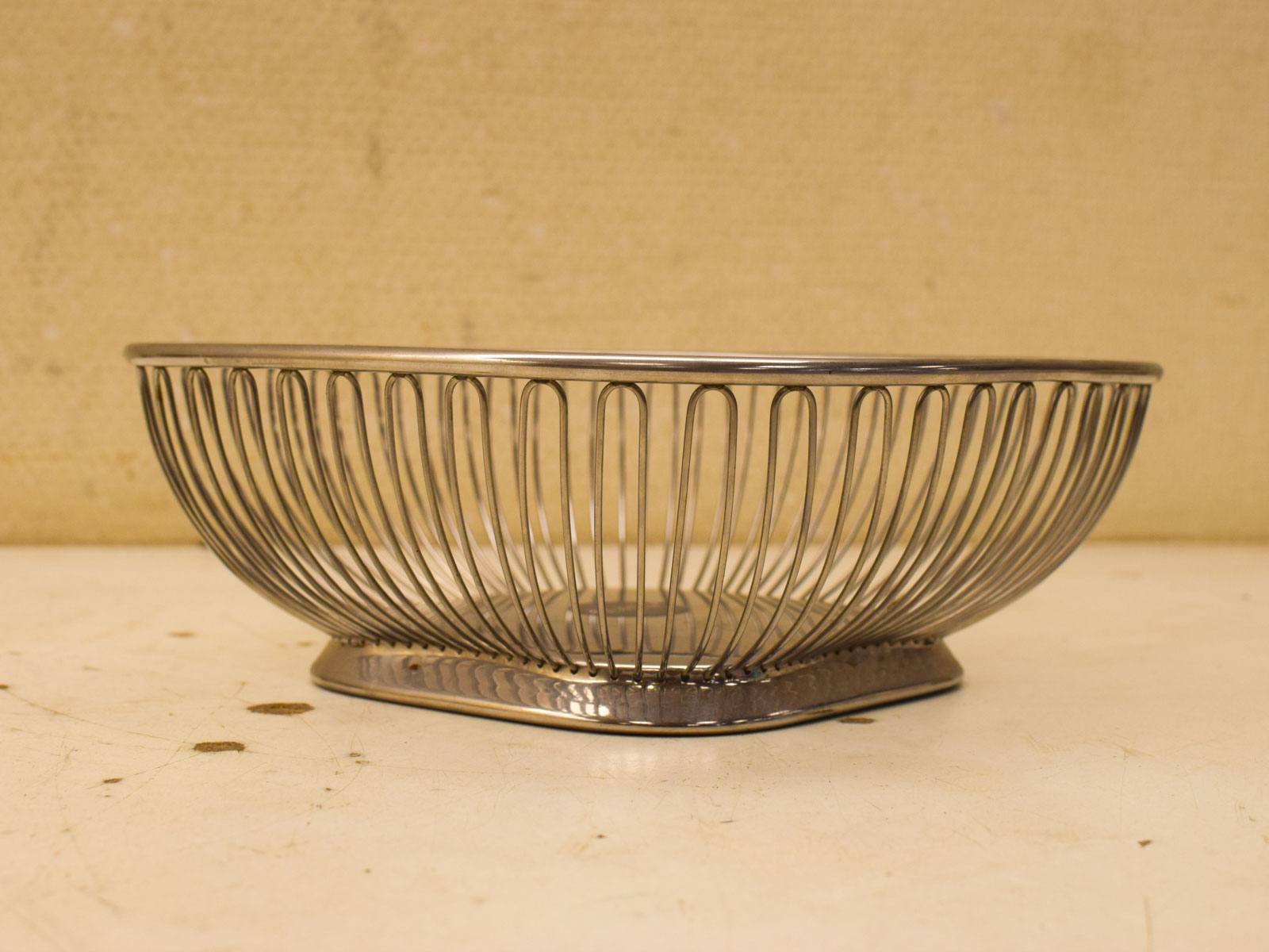 Alternative view of Alessi Fruitmand 51431