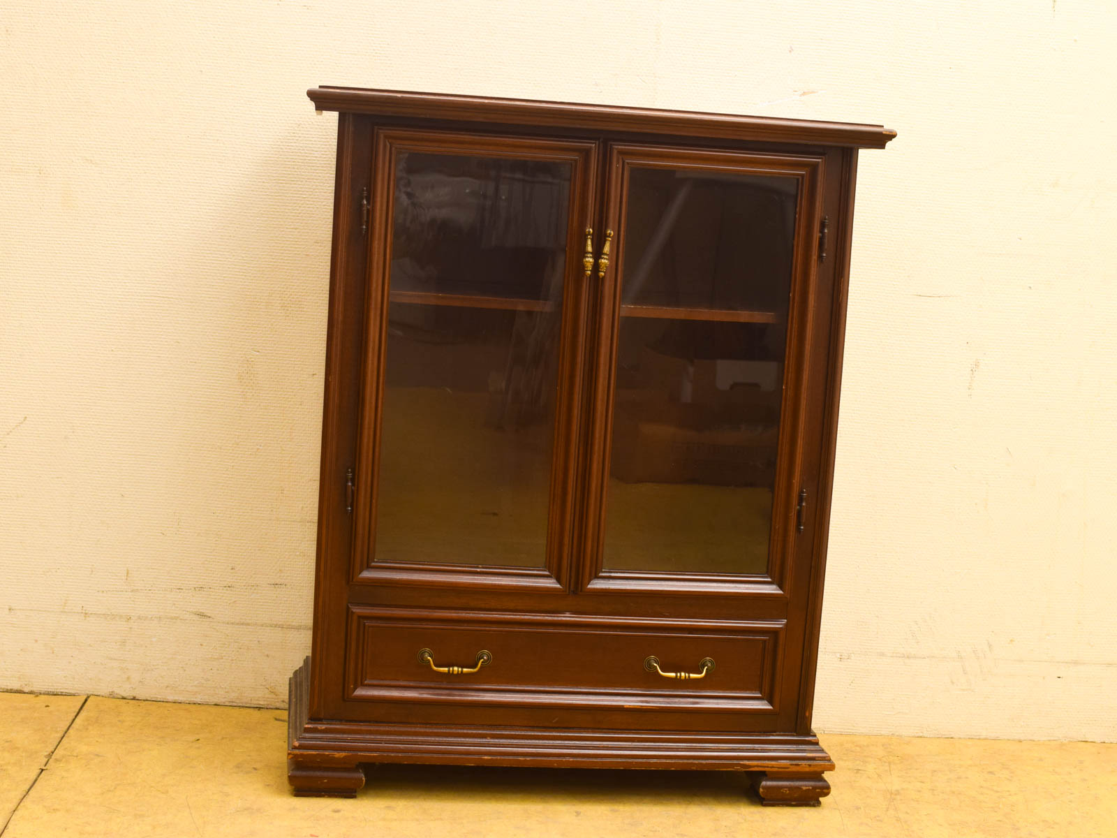 Houten Vitrinekast 51695
