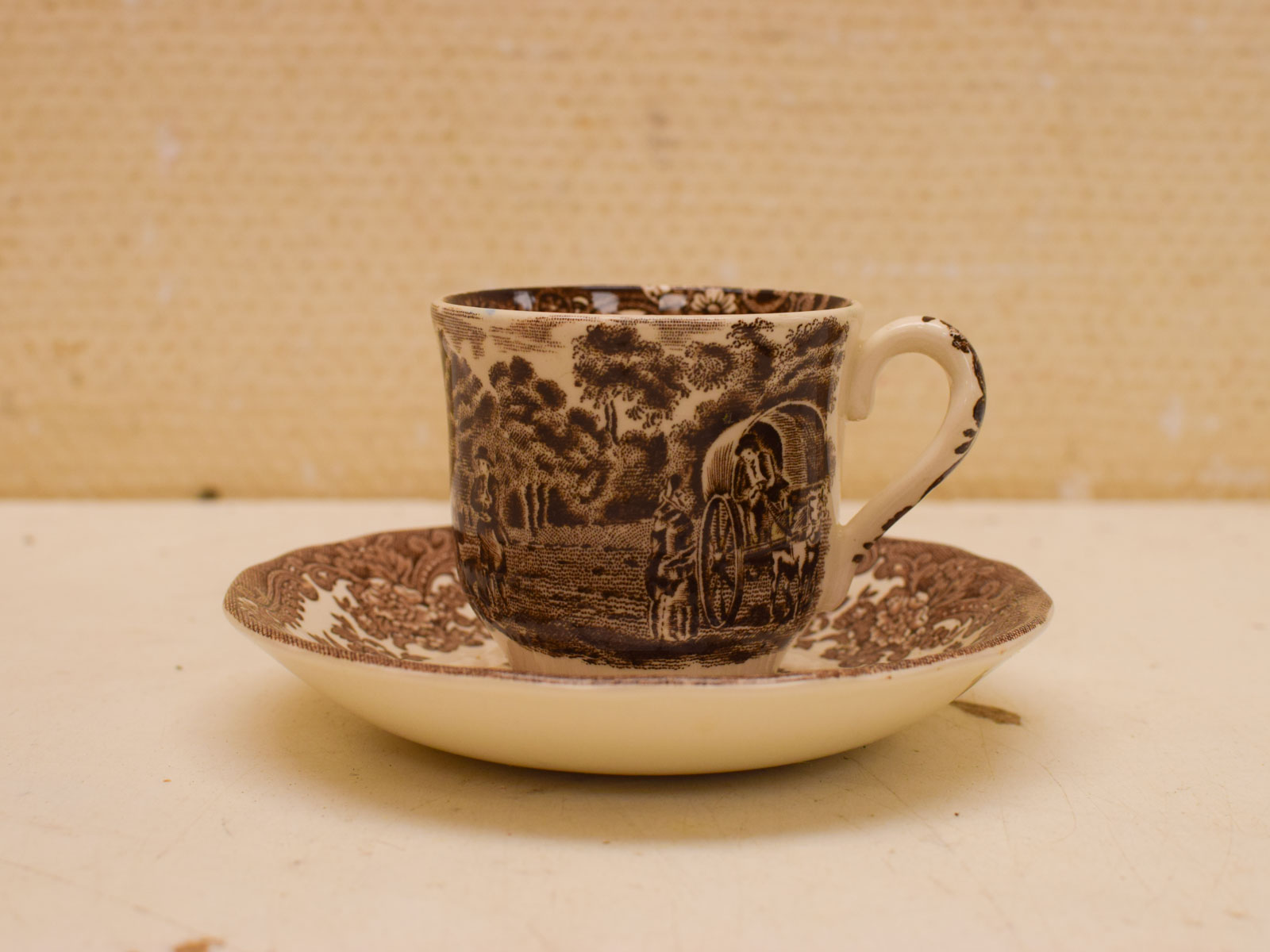 Alternative view of Royal Worcester porseleinen kop en schotel 51822