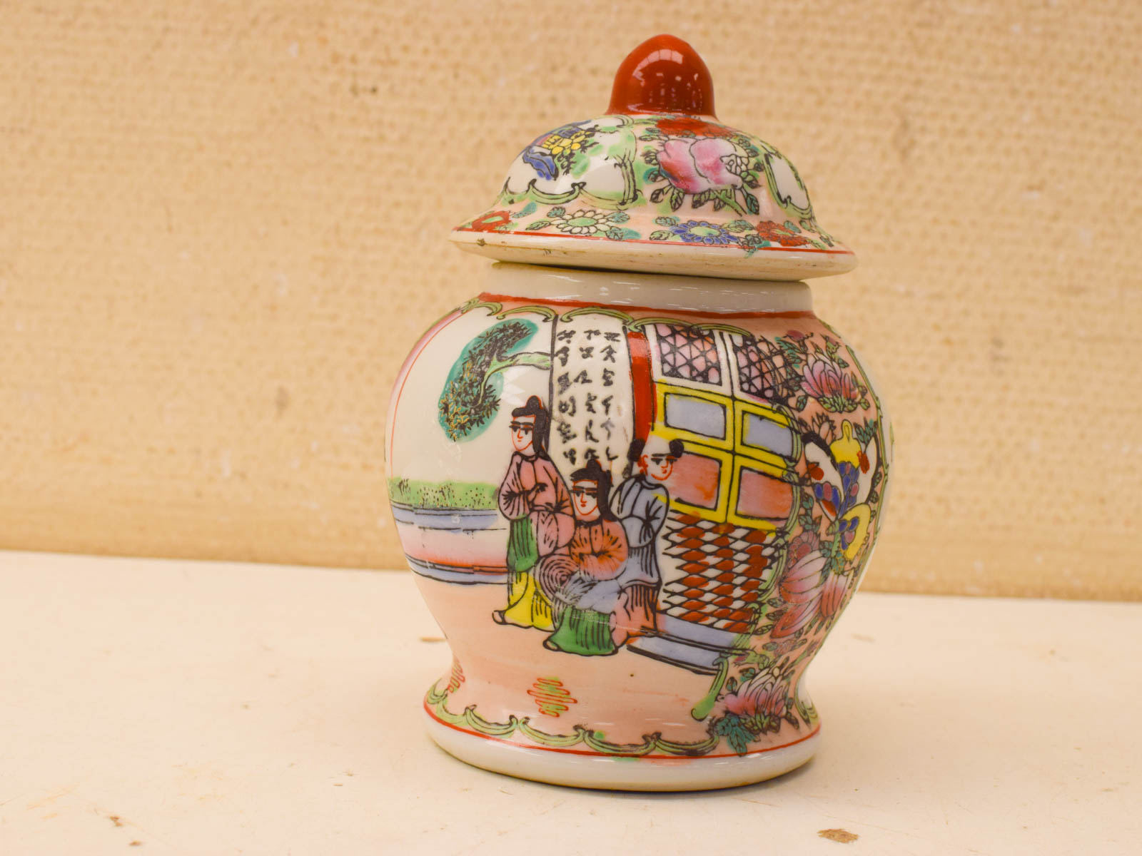 Alternative view of Chinese Porseleinen Gemberpot 51928